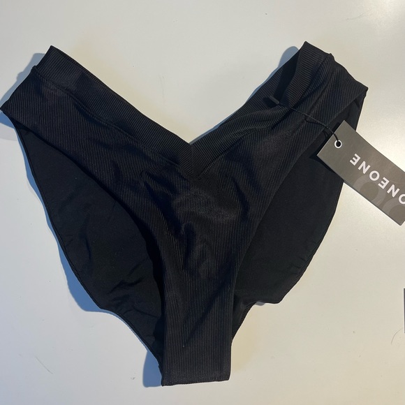 ONEONE Swimwear Jesse Bottoms - Picture 4 of 5